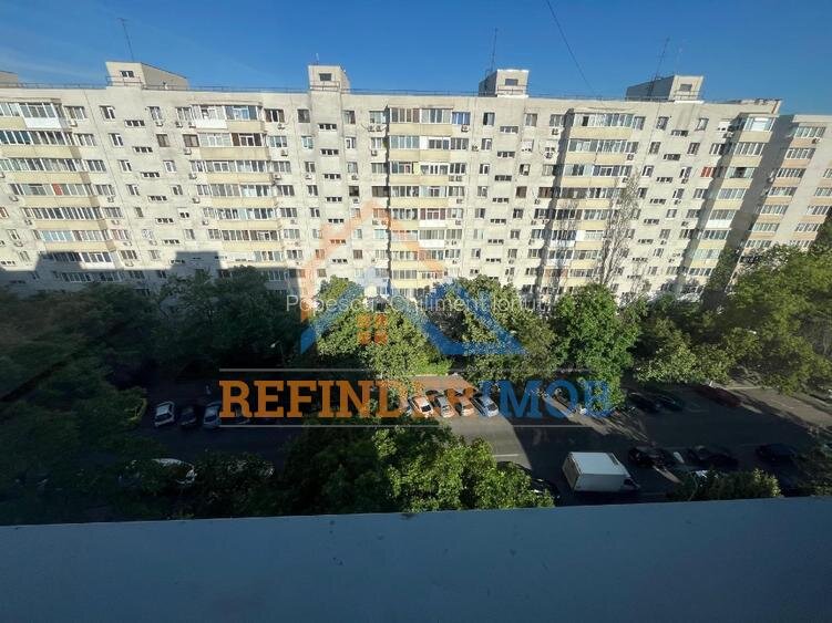 Trapezului, vand apartament la 100 m de statia de metrou 1 Decembrie 1918.