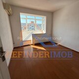 Vand apartament la 100 m de statia de metrou 1 Decembrie 1918